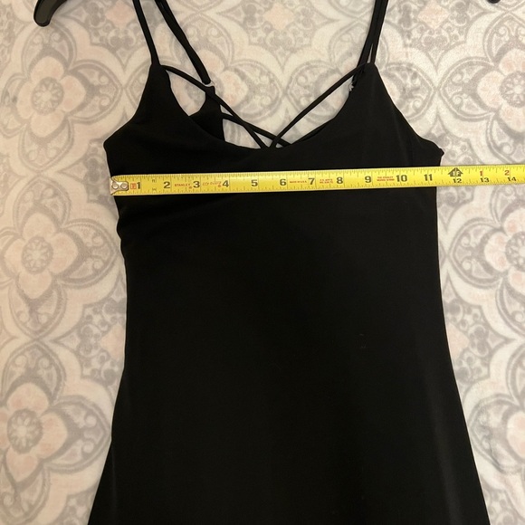 LA Class Dress - Picture 5 of 7